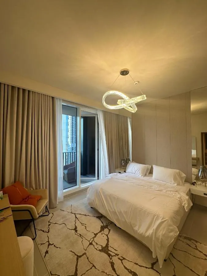Luxury Apartment - Harbour Tower Gate 1 Dubai