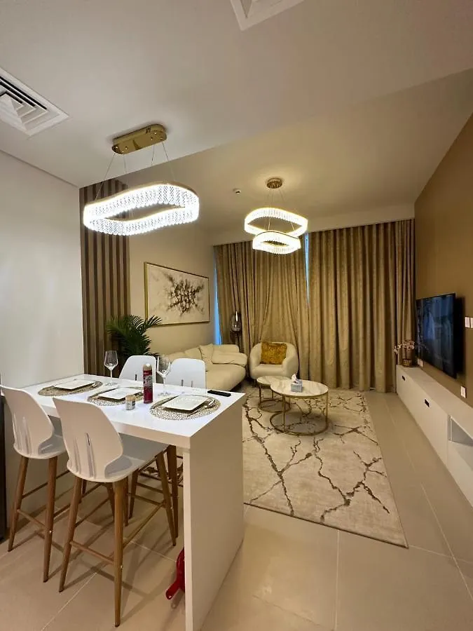Luxury Apartment - Harbour Tower Gate 1 Dubaj